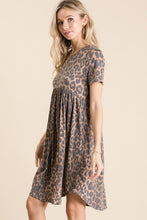 Load image into Gallery viewer, Leopard Print Midi Dress
